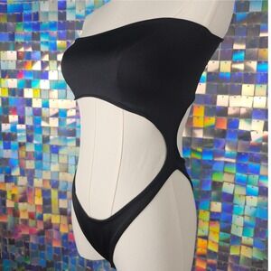 Norma Kamali Black Strapless Cut Out Monokini One Piece‎ Bathing Suit